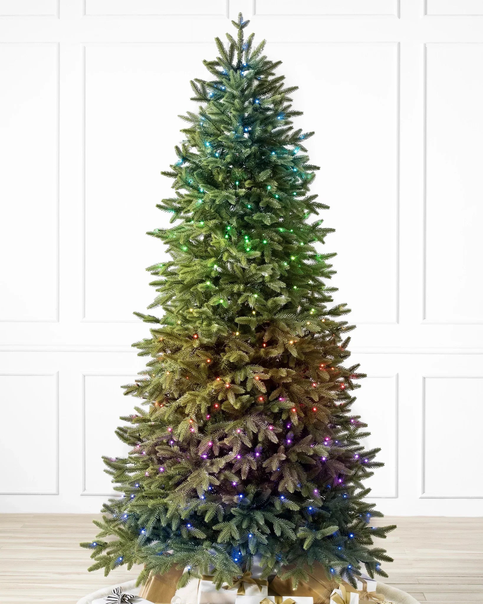 Árvore de Natal -  Saratoga Spruce + 700 LEDS