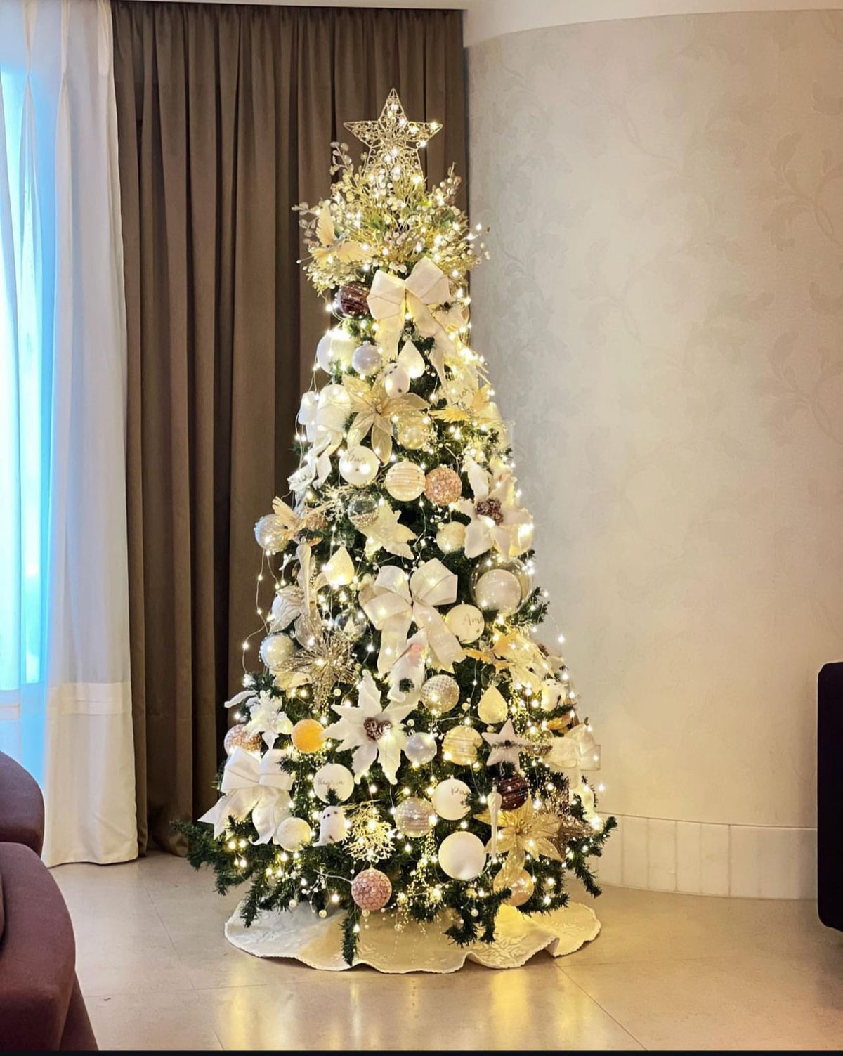 Árvore de Natal + Decoração 360º White Inclusa - 1,80 Metros